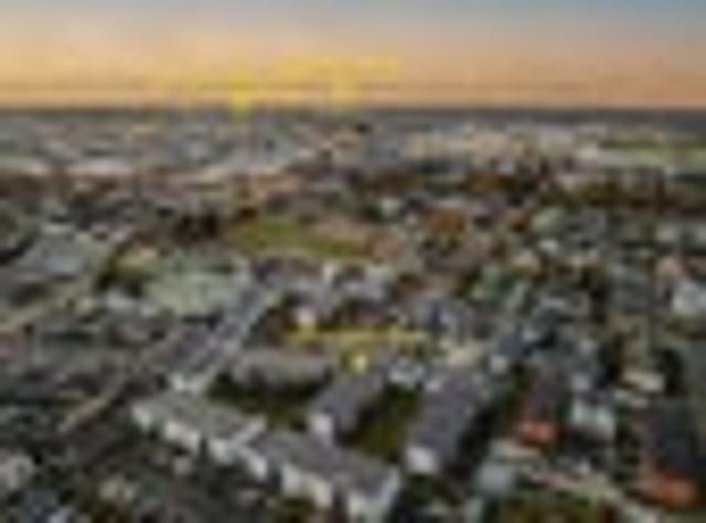 Townhouse for sale in Heathcote, Canterbury