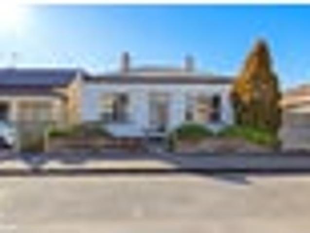 House for sale in Otakou