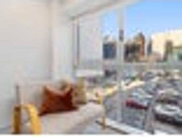 Apartment for sale in Auckland, Oroua County