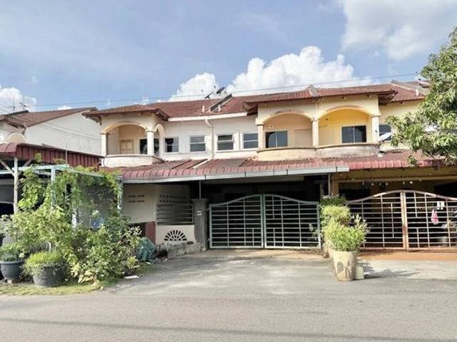 Terraced House for sale in Alai, Malaka