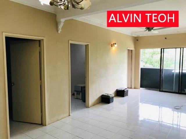 Apartment for sale in Petaling, Subang Jaya