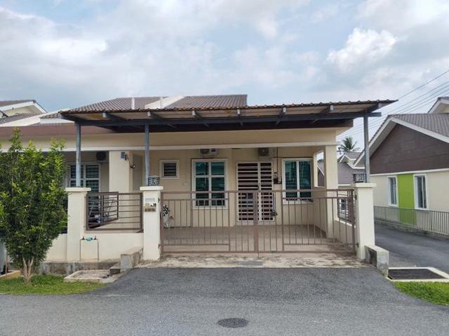 Terraced House for sale in Durian Tunggal, Malaka
