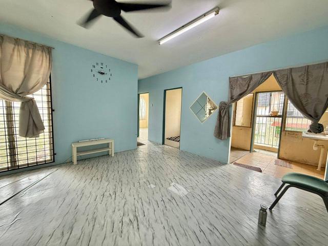 Flat for sale in Petaling, Subang Jaya