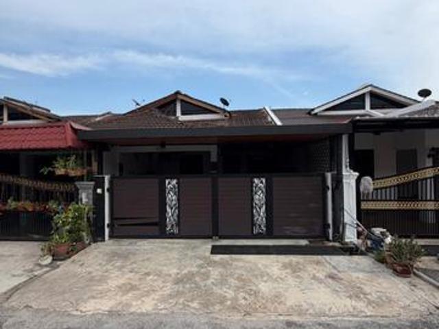 Terraced House for sale in Wellesley, Penang