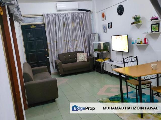 Flat for sale in Petaling, Damansara Damai