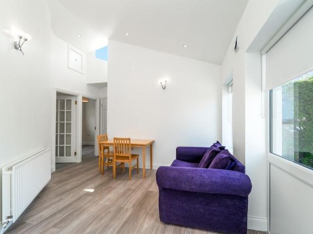 Apartment to rent in Bluebell, North Tipperary