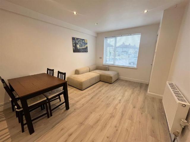 House to rent in Bluebell, North Tipperary