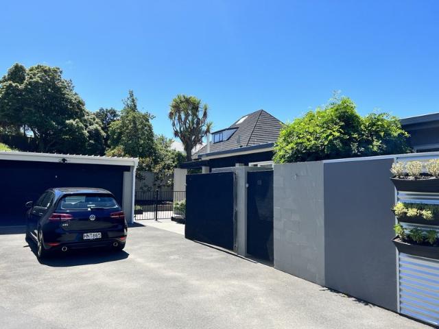 House for rent in Chaslands, Canterbury