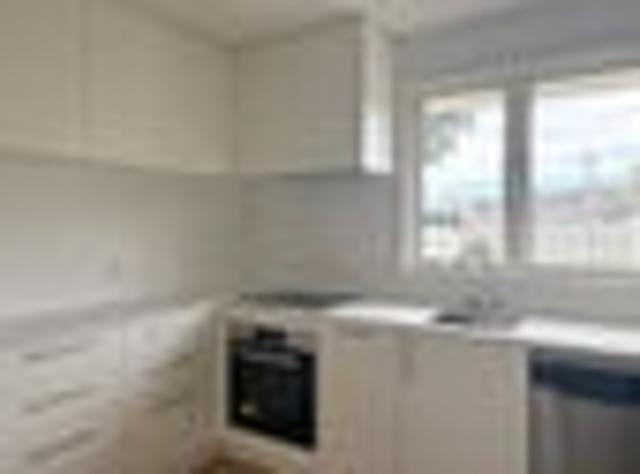 House for rent in Chaslands, Canterbury