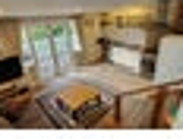 House for rent in Chaslands, Canterbury