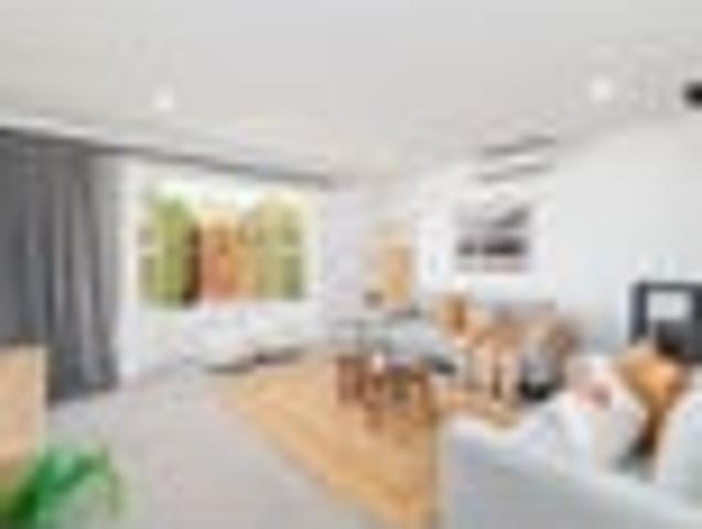 House for rent in Chaslands, Canterbury