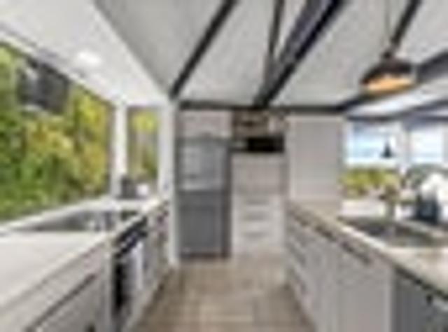 House for rent in Chaslands, Canterbury