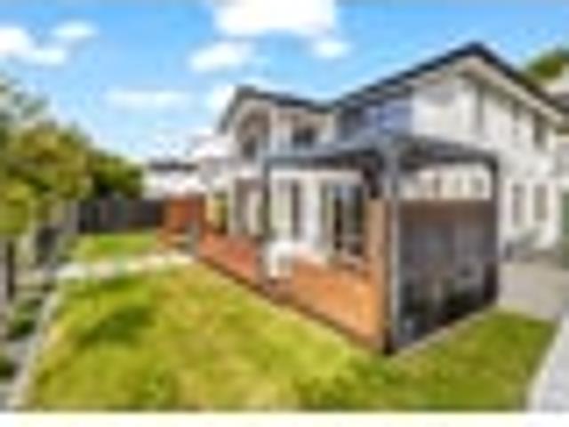 House for rent in Chaslands, Canterbury