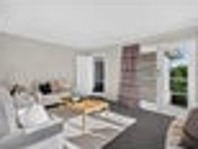 House for sale in Chaslands, Canterbury
