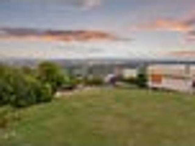 Land for sale in Chaslands, Canterbury