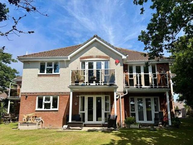 House for sale in Old Milton, New Forest