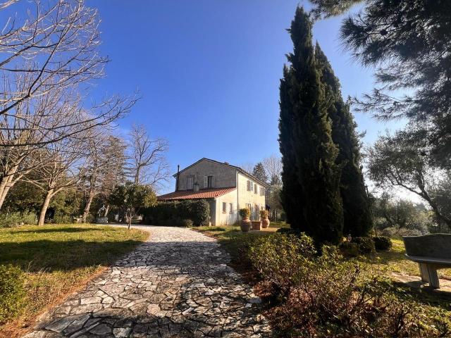 Casa in vendita a Marche, Pesaro E Urbino