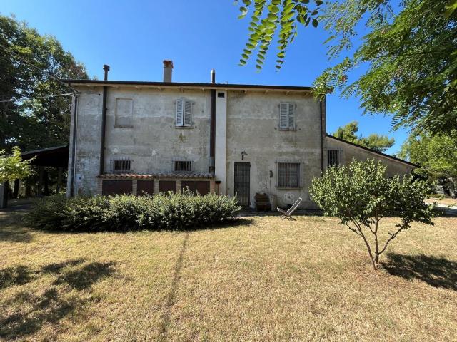 Casa in vendita a Marche, Pesaro E Urbino