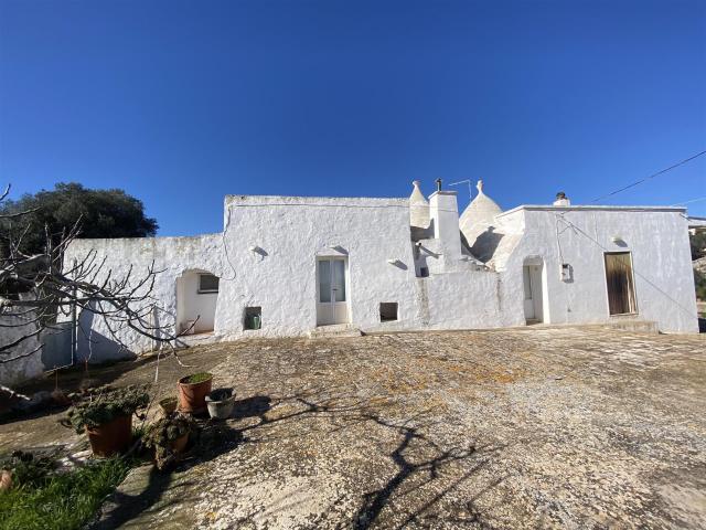 Locale Commerciale in vendita a Puglia, Taranto