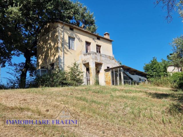 Rustico in vendita a Campli, Abruzzo