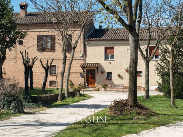 Rustico in vendita a Marche, Macerata