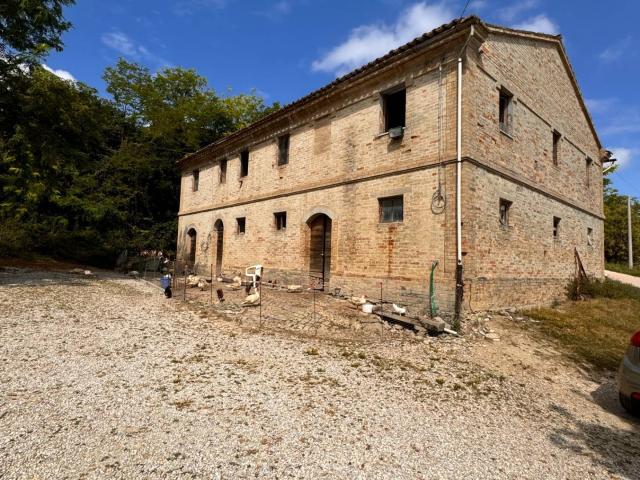 Villa Indipendente in vendita a Marche, Fermo