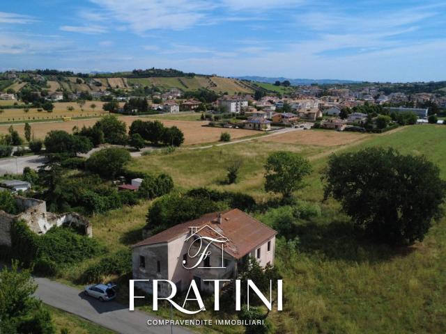 Rustico in vendita a Unione dei Comuni della Val Vibrata, Sant'egidioalla Vibrata