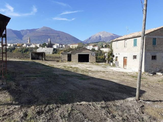Rustico in vendita a Campli, Abruzzo
