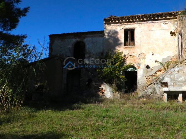 Villa Indipendente in vendita a Unione dei Comuni della Val Vibrata, Corropoli