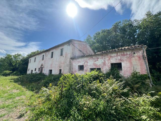 Rustico in vendita a Marche, Ancona