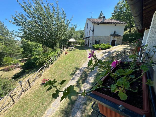 Rustico in vendita a Pignano, Genga