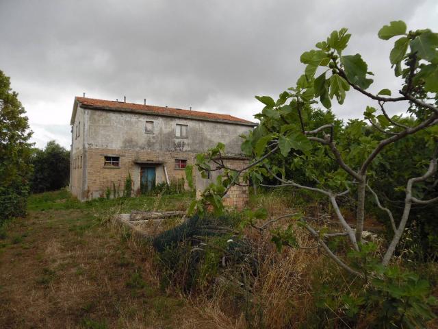 Rustico in vendita a Bora Ragnola, Marche