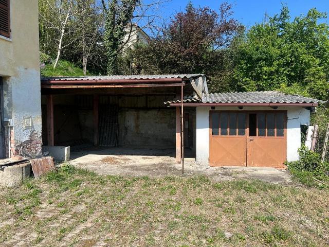 Casa in vendita a Piemonte, Asti