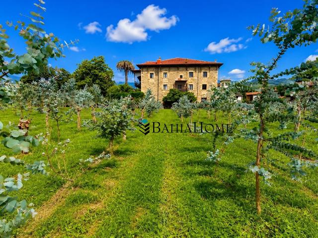 Chalet en venta en Corvera De Toranzo, Cantabria