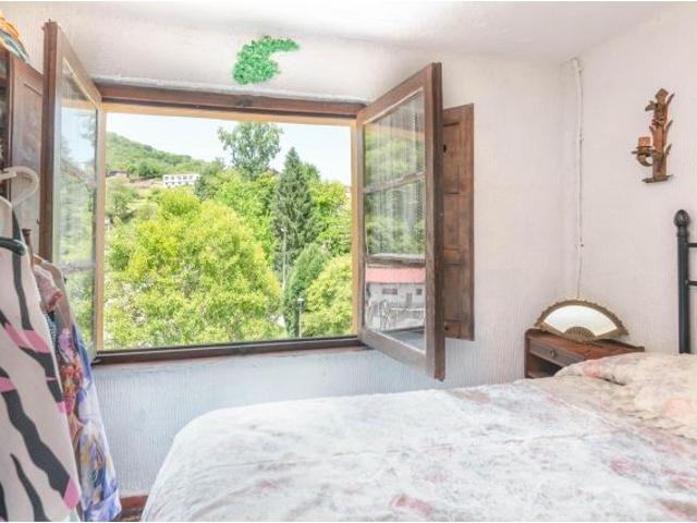 Casa en venta en Castandiello, Langreo