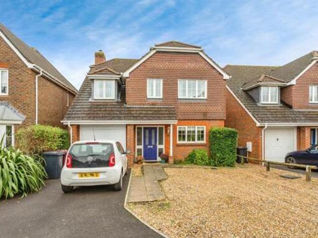 House for sale in Littlecote, West Sussex