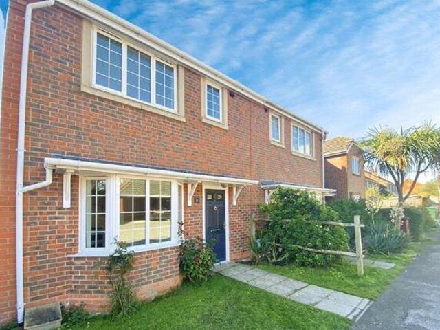 House for sale in Littlecote, West Sussex