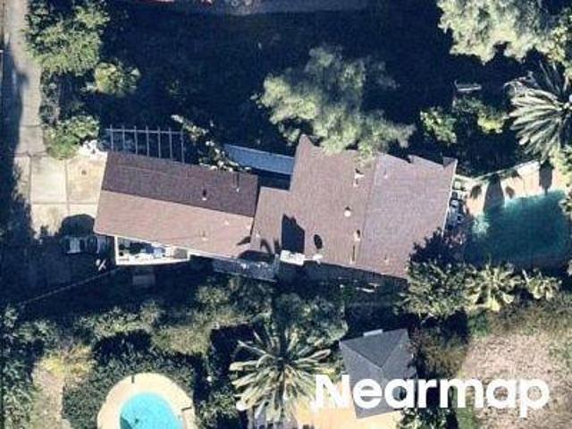 House for sale in Woodland Hills-Warner Center Neighborhood Council District, Canoga Park