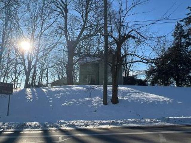 House for sale in Waterford, Michigan