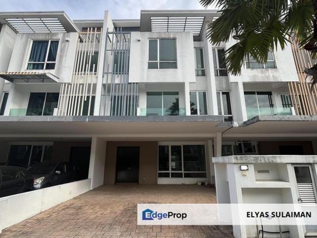 House for sale in Tanjong Sepat, Selangor