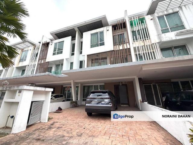 House for sale in Tanjong Sepat, Selangor