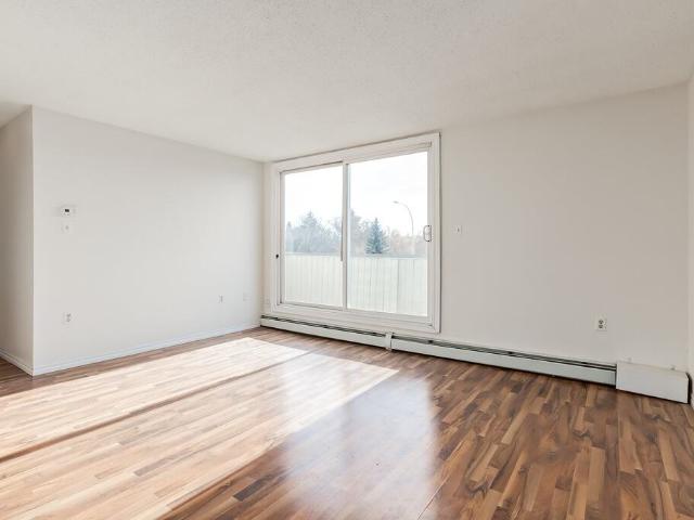 Apartment for rent in Alberta