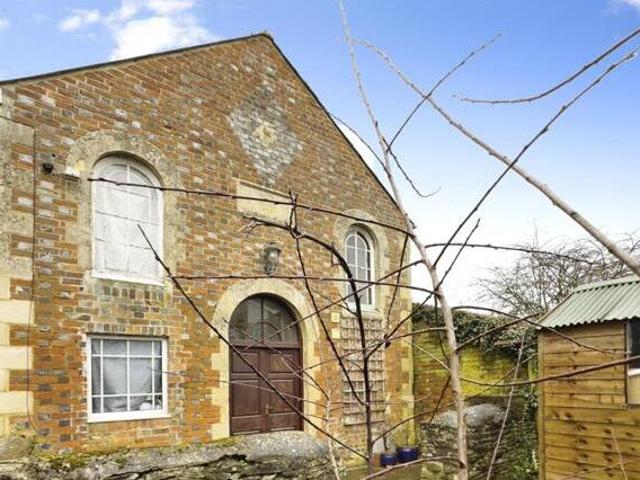House for sale in Witney, West Oxfordshire