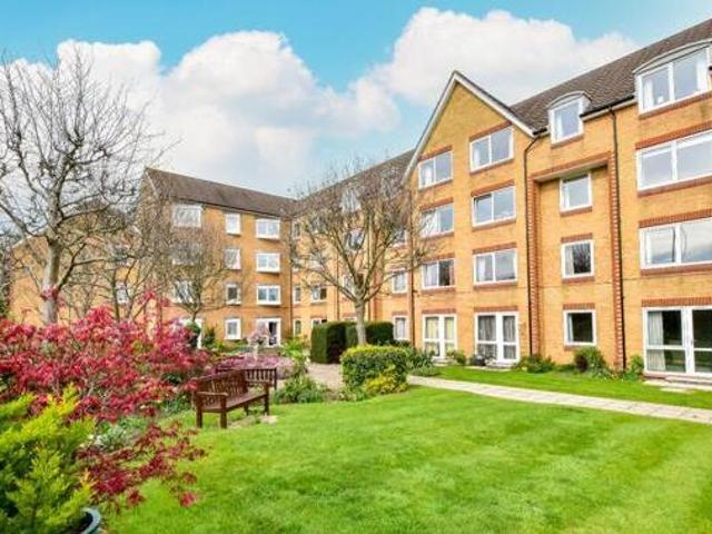 House for sale in Watford, Hertfordshire