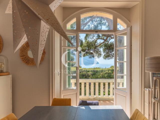Maison vente à Marseille, Cassis