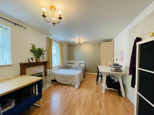 Apartment for rent in Stoke Park, West of England