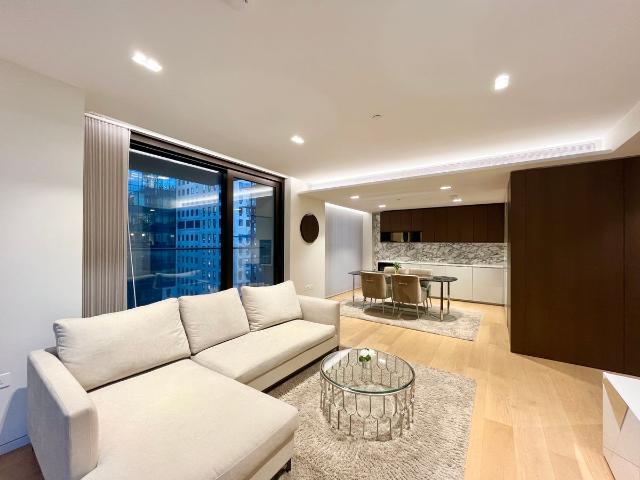 Apartment for rent in South Lambeth, Greater London