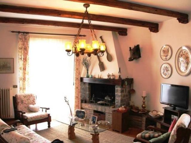 Villa Indipendente in vendita a Castel Giorgio, Umbria