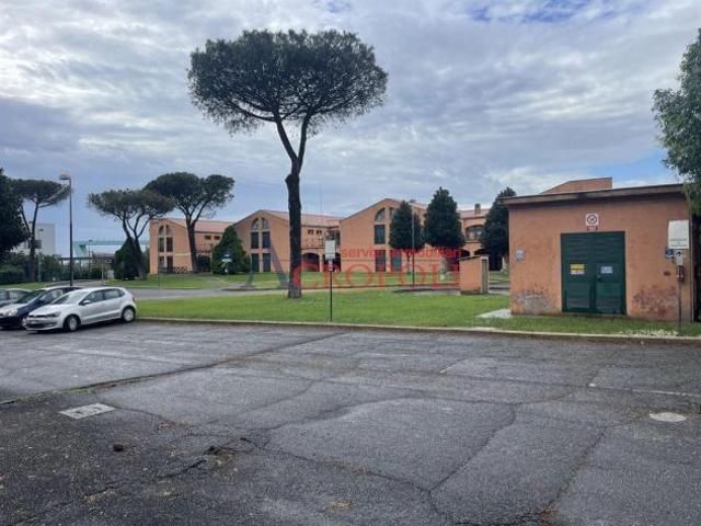 Capannone in vendita a Roma Capitale, Lazio