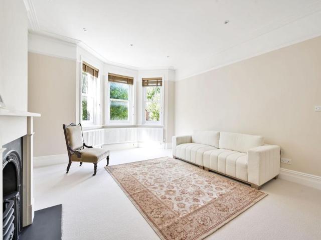 Apartment for rent in Kensal Town, Greater London
